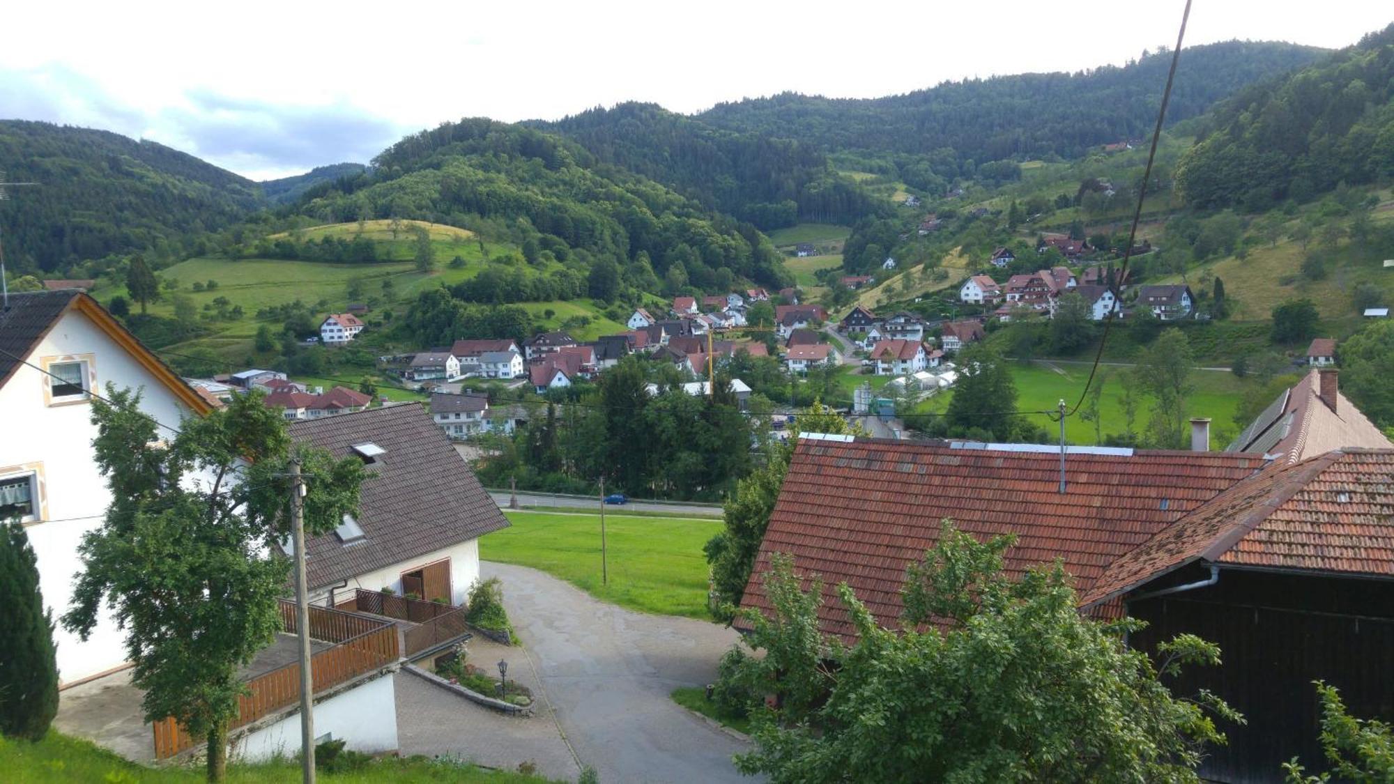 Appartamento Haus Am Schroffen Ottenhofen im Schwarzwald Esterno foto